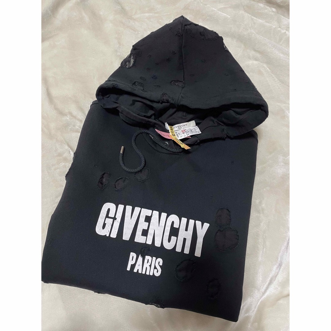 GIVENCHY(ジバンシィ)の美品　GIVENCHY ジバンシィ　パーカー レディースのトップス(パーカー)の商品写真