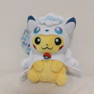 ポケモン アローラロコンのポンチョを着たピカチュウ マスコット ポンチョ(キャラクターグッズ)