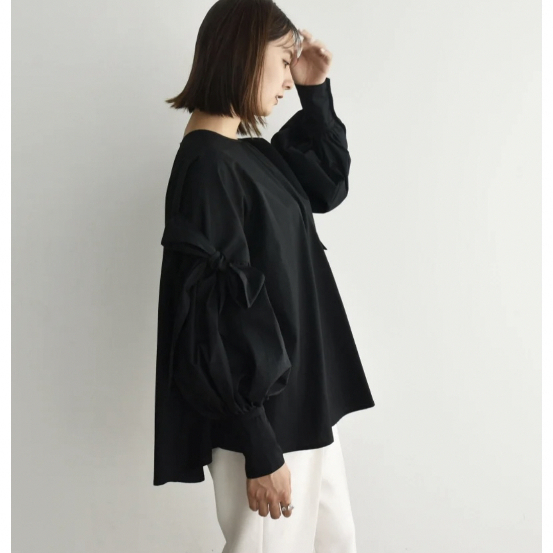 Drawer - 未使用新品⭐︎cen . セン⭐︎リボンブラウス 黒の通販 Drawer - 未使用新品⭐︎cen . セン⭐︎リボンブラウス 黒の通販