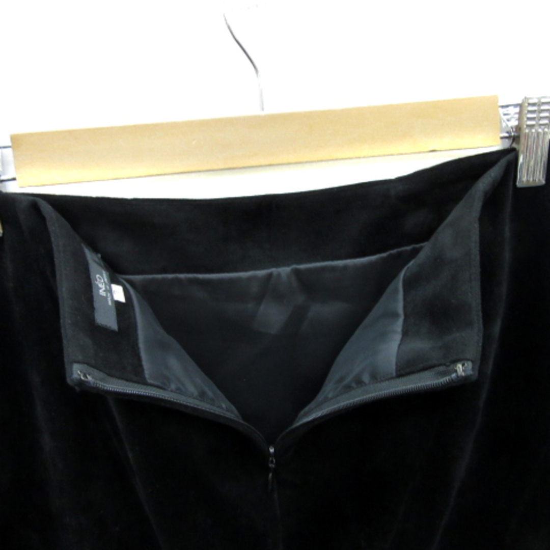 INED(イネド)のイネド スーツ セットアップ 上下 テーラードジャケット タイトスカート ベロア レディースのフォーマル/ドレス(スーツ)の商品写真