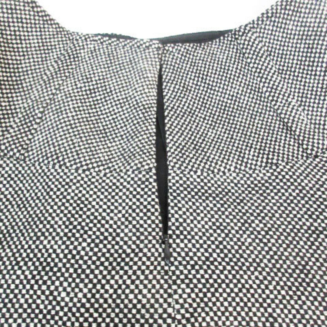 MOGA(モガ)のモガ フレアスカート ミモレ丈 ウール シルク混 総柄 3 白 黒 ホワイト レディースのスカート(ひざ丈スカート)の商品写真