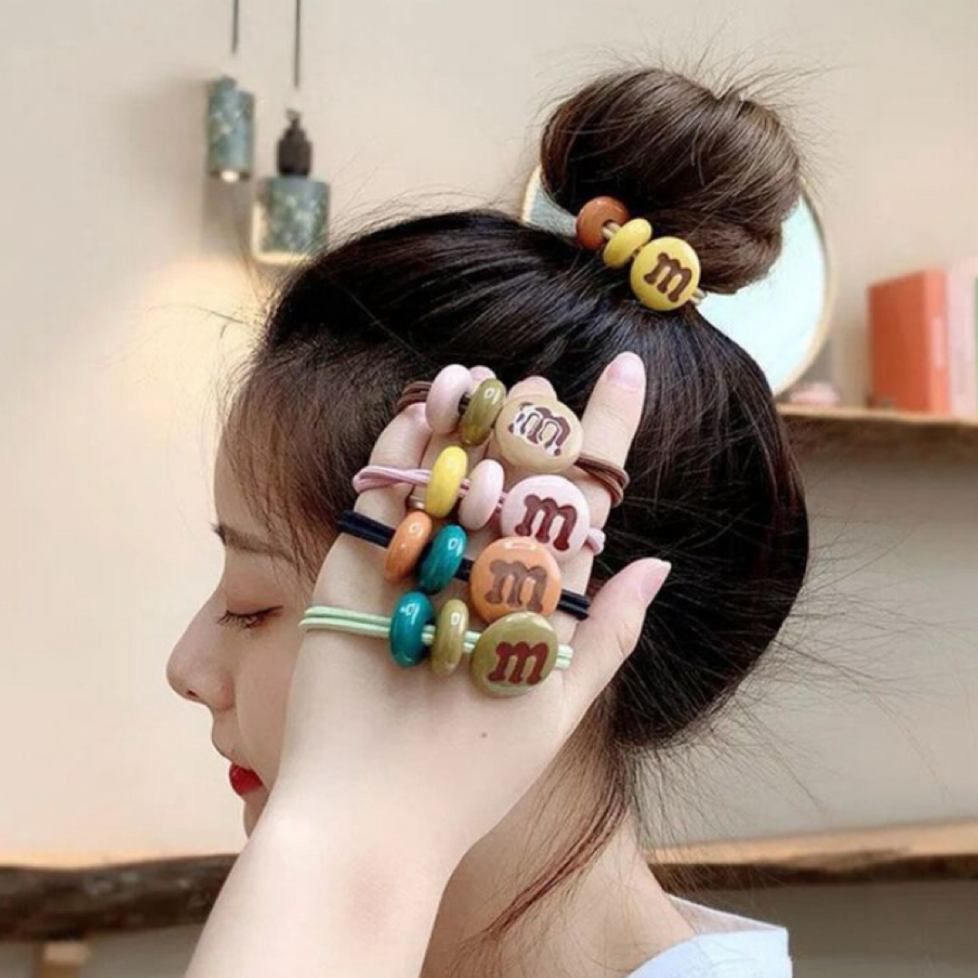 SALE 新品 ヘアゴム ゴムバンドMデザイン 4個セット レディースのヘアアクセサリー(ヘアゴム/シュシュ)の商品写真