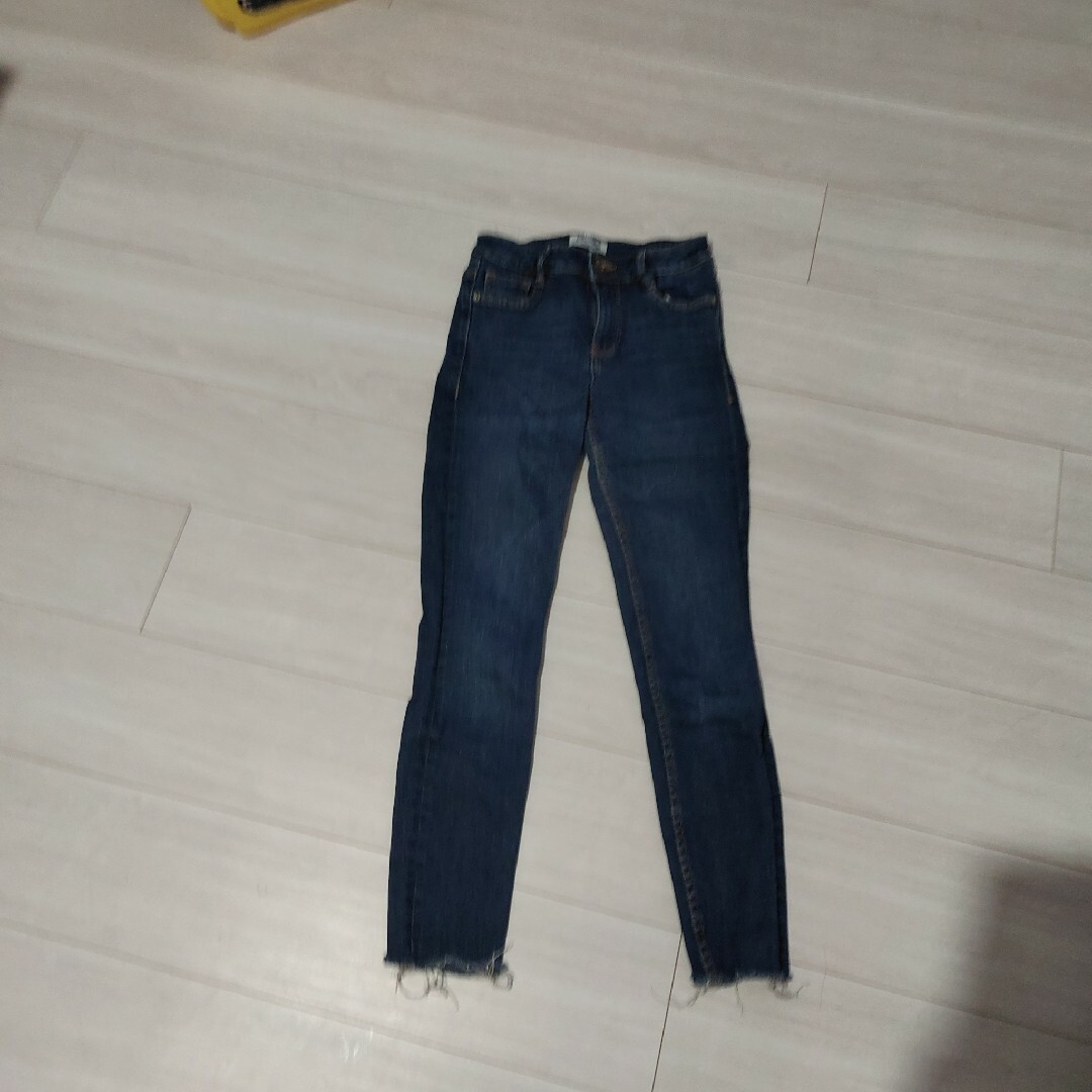 ZARA(ザラ)のザラ　デニムパンツ レディースのパンツ(その他)の商品写真