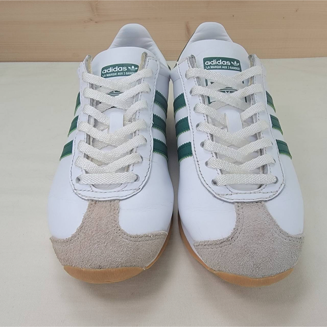 adidas(アディダス)のアディダス オリジナルス カントリー ホワイト/グリーン 23.5cm レディースの靴/シューズ(スニーカー)の商品写真