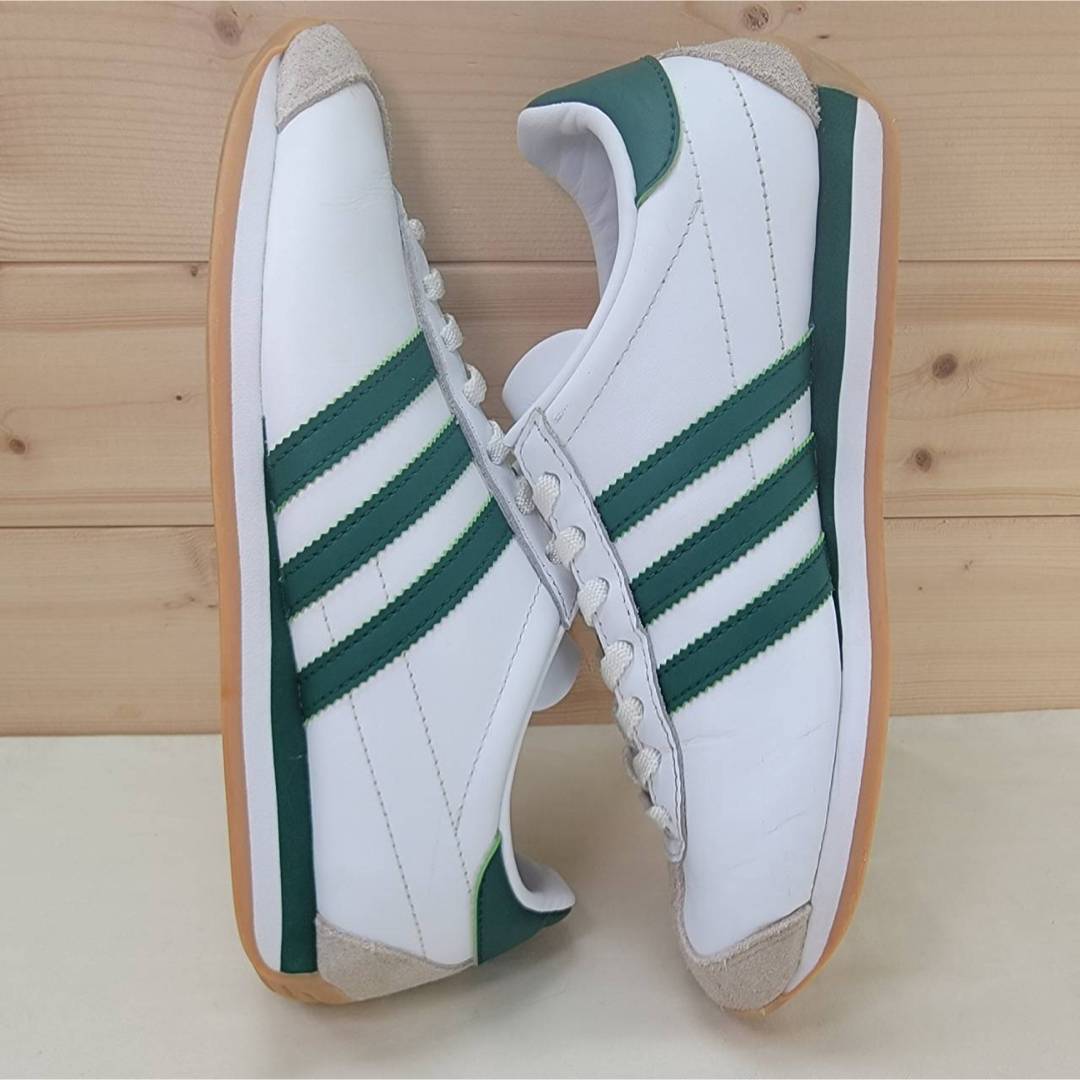 adidas(アディダス)のアディダス オリジナルス カントリー ホワイト/グリーン 23.5cm レディースの靴/シューズ(スニーカー)の商品写真