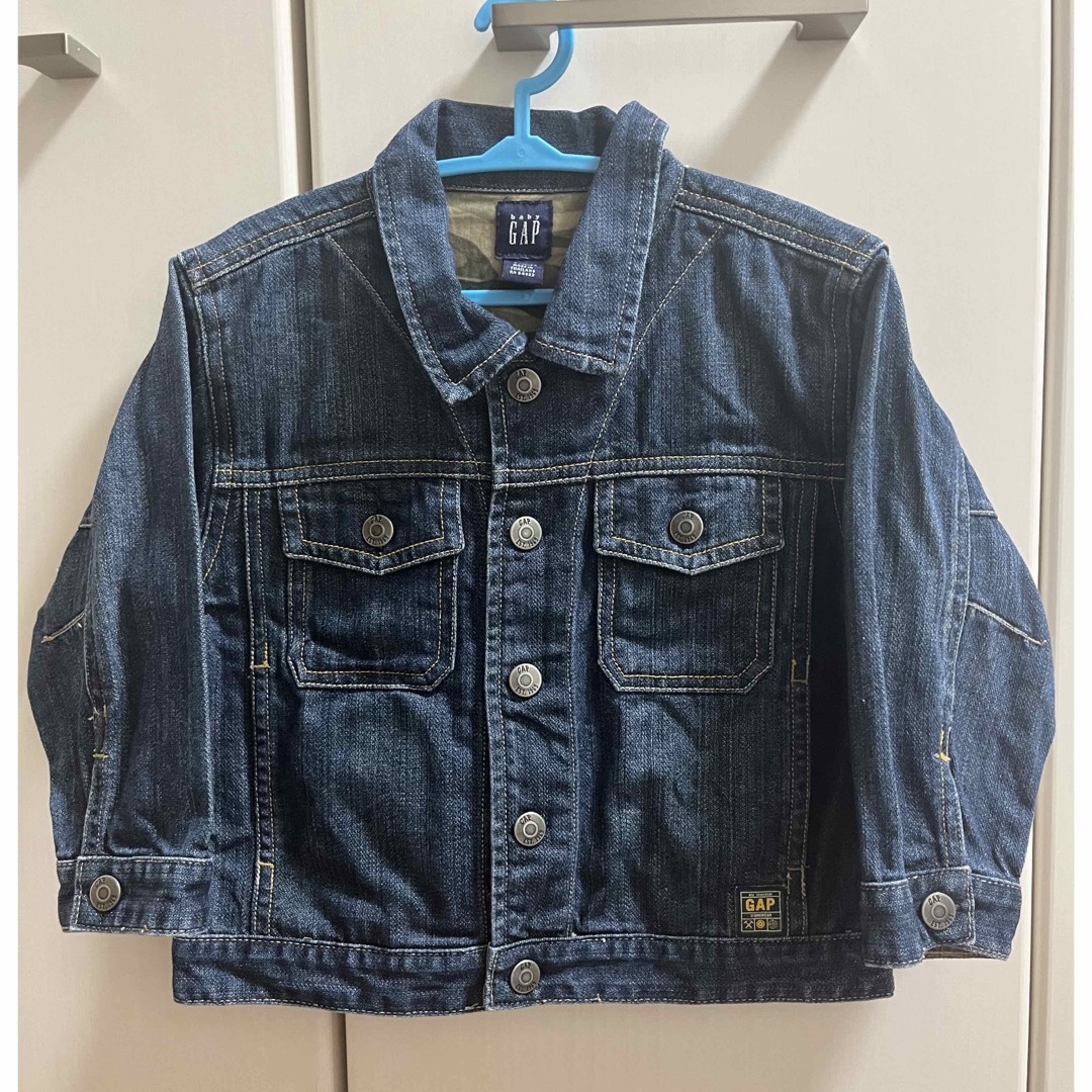 babyGAP(ベビーギャップ)のbaby GAP ジージャン90cm キッズ/ベビー/マタニティのベビー服(~85cm)(ジャケット/コート)の商品写真