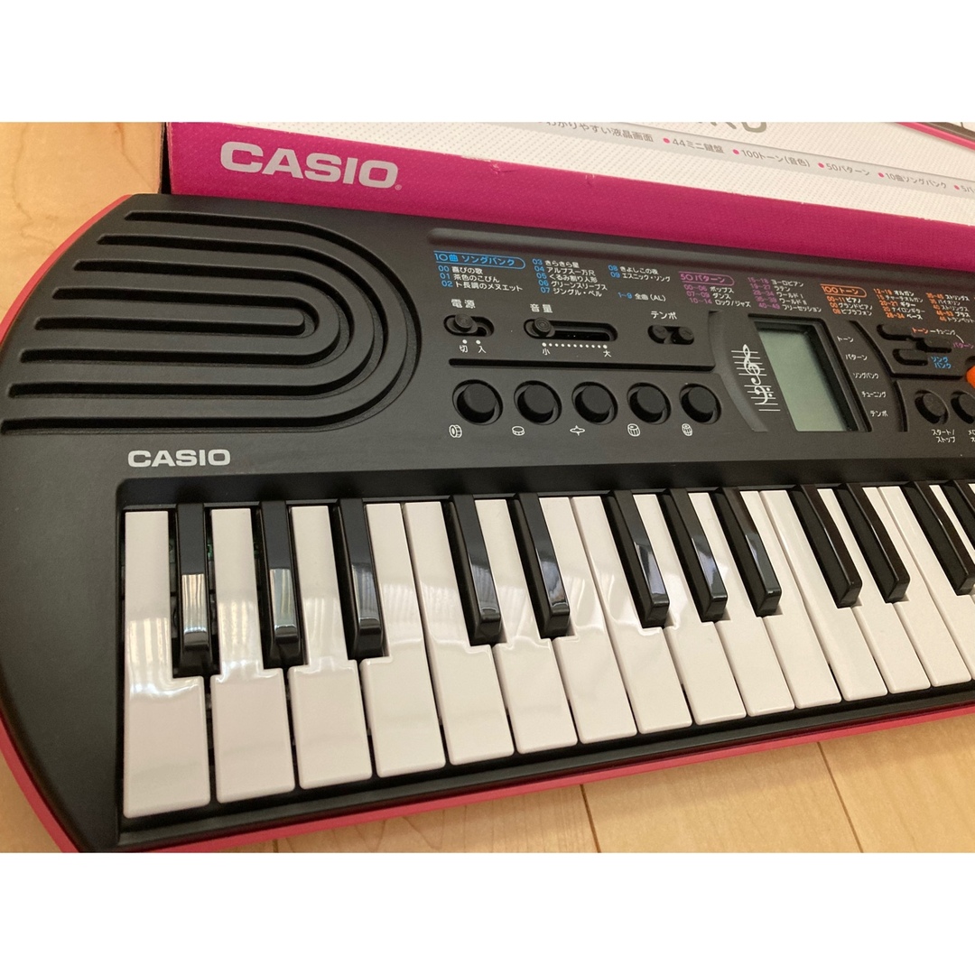 CASIO ミニキーボード　SA-76pk  楽器の鍵盤楽器(キーボード/シンセサイザー)の商品写真