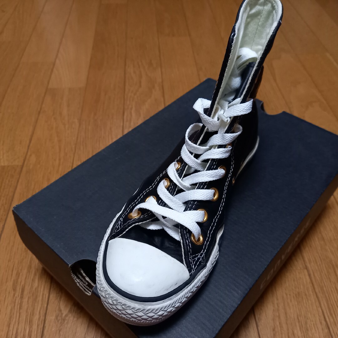 CONVERSE(コンバース)のCONVERSE　スニーカー　23.0cm レディースの靴/シューズ(スニーカー)の商品写真