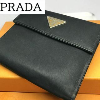 プラダ(PRADA)の★ プラダ★ 折り財布 ナイロン ゴールド三角プレート ブラック(財布)