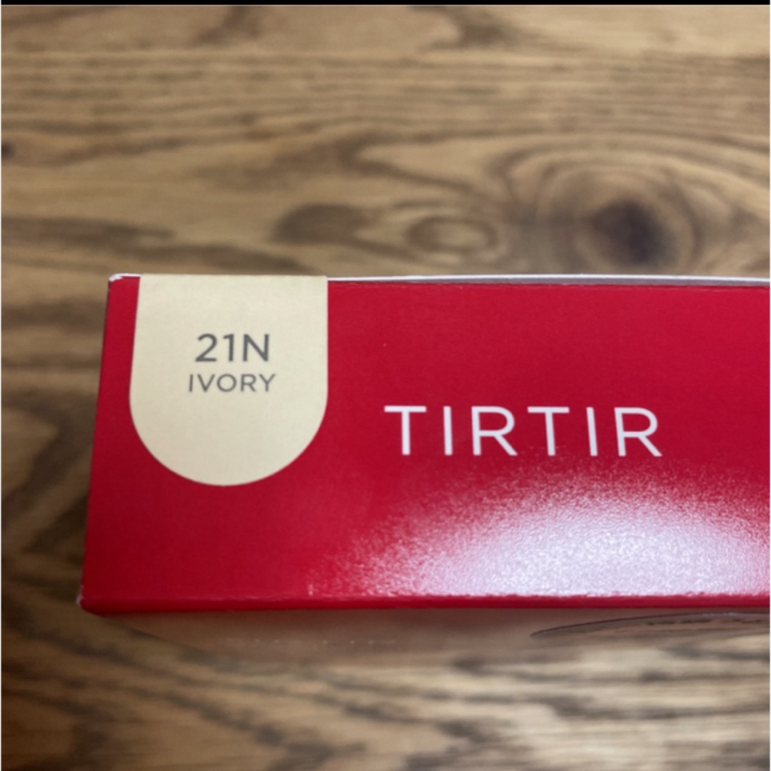 新品　TIRTIR クッションファンデ　ミニ　4.5g ティルティル　21N コスメ/美容のベースメイク/化粧品(ファンデーション)の商品写真