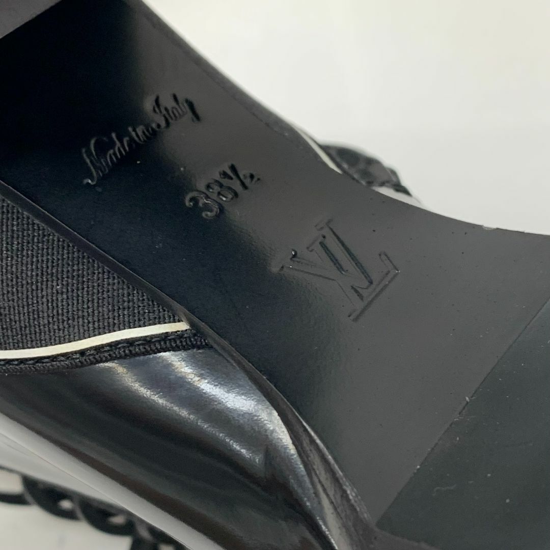LOUIS VUITTON(ルイヴィトン)の8443 ヴィトン スタートレイルライン レザー ロゴ アンクルブーツ レディースの靴/シューズ(ブーツ)の商品写真