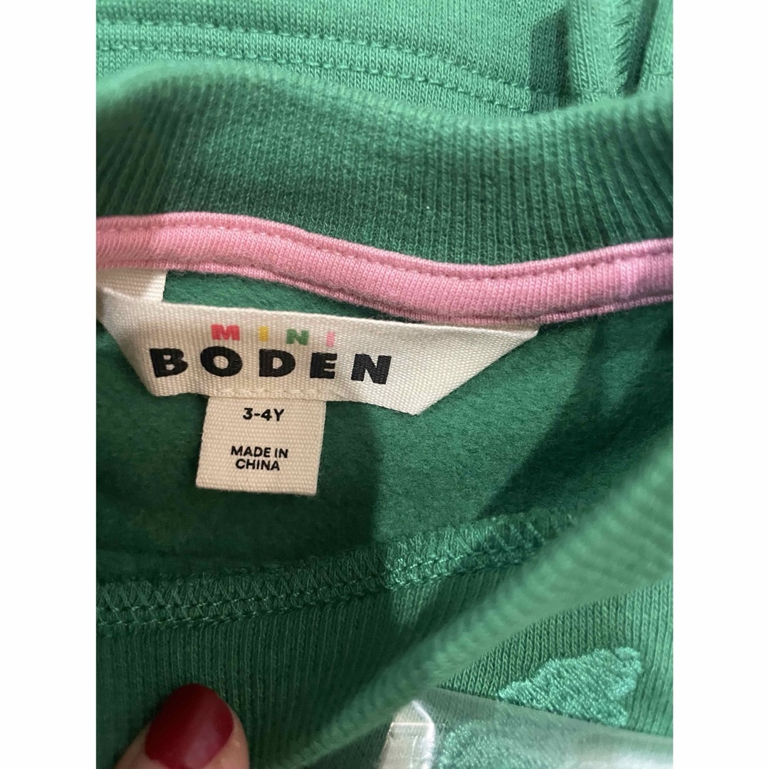 Boden(ボーデン)のアップリケスウェットワンピース　3-4y キッズ/ベビー/マタニティのキッズ服女の子用(90cm~)(ワンピース)の商品写真