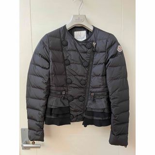 モンクレール(MONCLER)の☆美品☆ MONCLER × sacai   AMERE フリルダウンジャケット(ダウンジャケット)