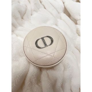 ディオール(Dior)のDior ディオールスキンフォーエバークッションパウダー 限定カラー(フェイスパウダー)