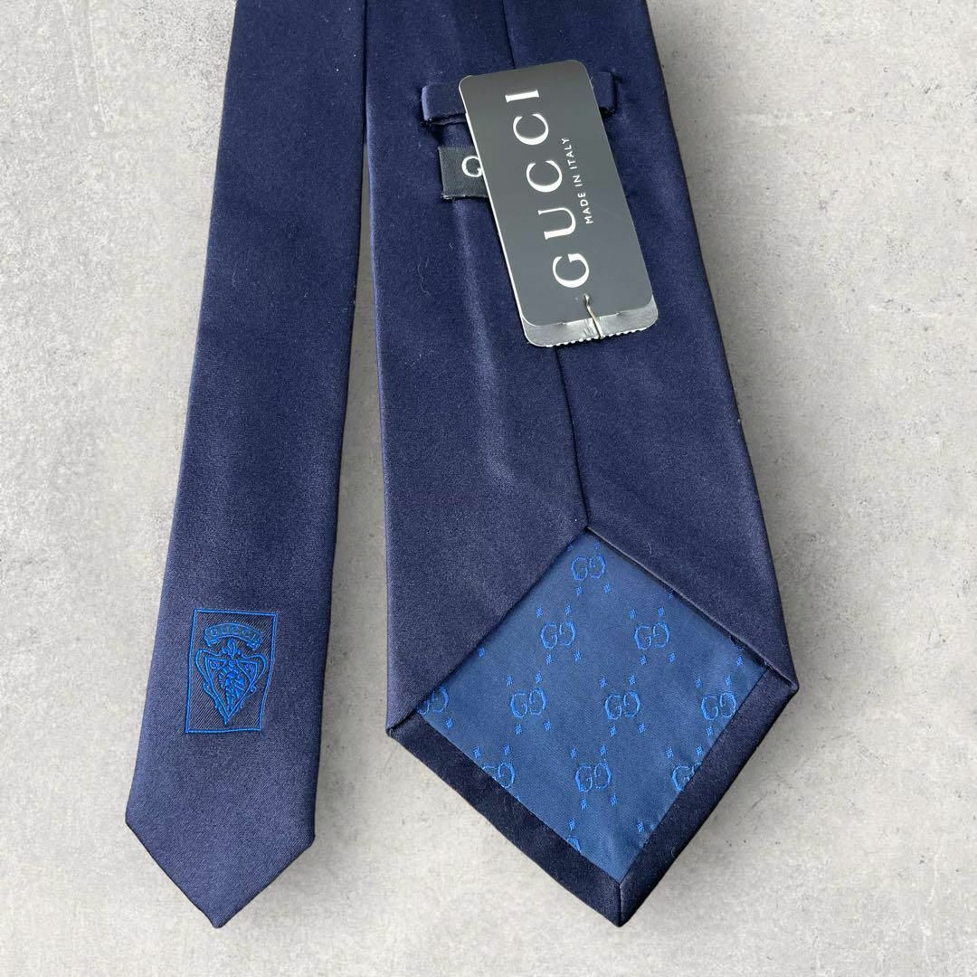 新品未使用 GUCCI グッチ ソリッドタイ 無地 ネクタイ ネイビー 紺 新品未使用 GUCCI グッチ ソリッドタイ 無地 ネクタイ ネイビー 紺