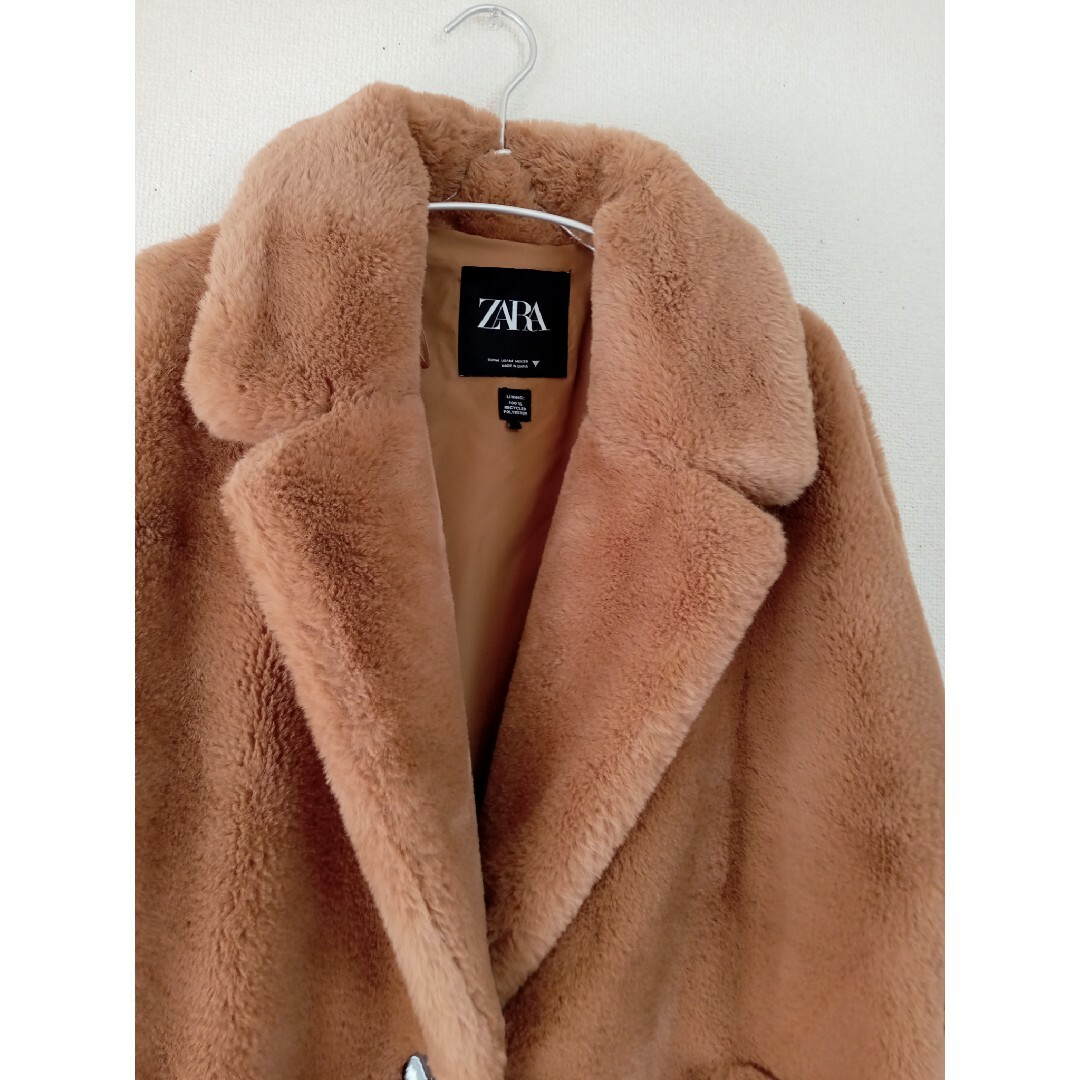 ZARA(ザラ)の美品　ZARA　テディベアロングコート　キャメル色　M  大きめ　ゆったりサイズ レディースのジャケット/アウター(ロングコート)の商品写真
