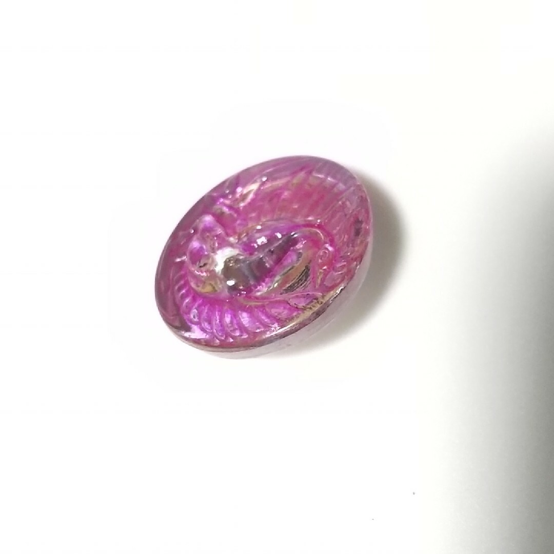 チェコガラスボタン フェニックス  パープルピンク ハンドメイドの素材/材料(各種パーツ)の商品写真