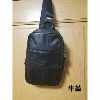 ブラックレーベルクレストブリッジ(BLACK LABEL CRESTBRIDGE)の【新品】ブラックレーベルクレストブリッジ　ボディーバッグ　黒　本革　牛革(ボディーバッグ)