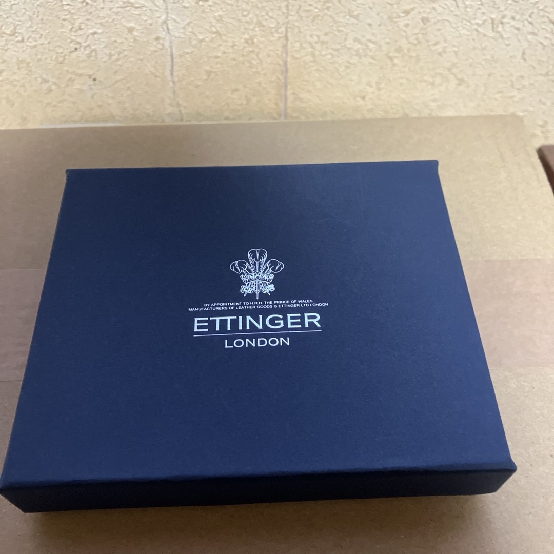 ETTINGER(エッティンガー)のETTINGER 財布　二つ折り財布 メンズのファッション小物(折り財布)の商品写真