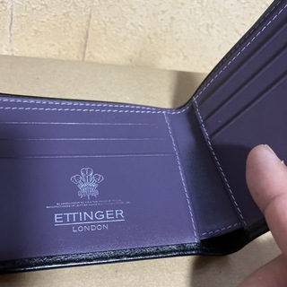 エッティンガー(ETTINGER)のETTINGER 財布　二つ折り財布(折り財布)