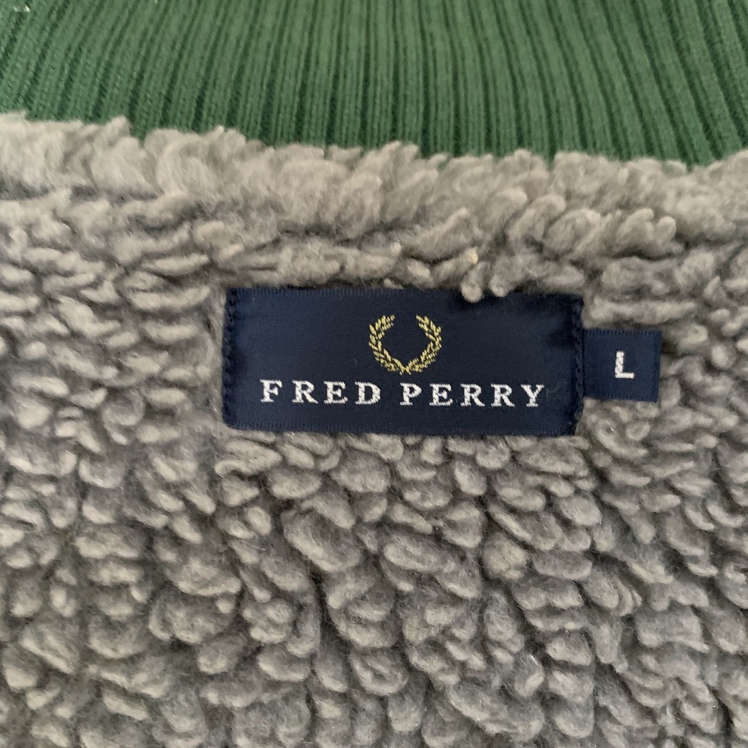 FRED PERRY(フレッドペリー)のFRED PERRY フレッドペリー　L　裏地ボア　トラックジャケット　ブルゾン メンズのジャケット/アウター(ブルゾン)の商品写真