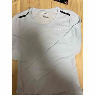 アディダス(adidas)のアディダス　Tシャツ　レディース(Tシャツ(半袖/袖なし))