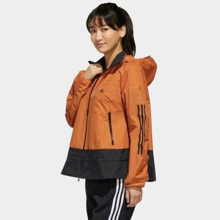 アディダス(adidas)の(新品) adidas　　レディース　ウインド ジャケット　　  　(その他)