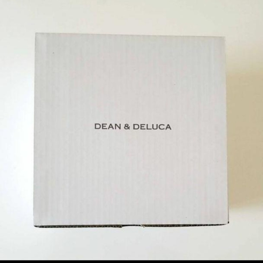 DEAN & DELUCA(ディーンアンドデルーカ)の新品☆DEAN & DELUCA 三段重 大 ホワイト インテリア/住まい/日用品のキッチン/食器(容器)の商品写真