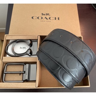 コーチ(COACH)の新品正規品COACH3点セットシグネチャーフリーサイズリバーシブルベルトギフト(ベルト)
