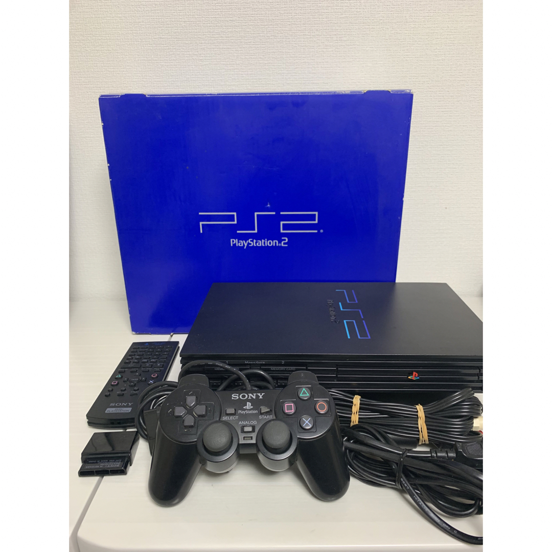 PlayStation2(プレイステーション2)のSONY PS2 プレステ2 プレイステーション2 SCPH-18000黒 エンタメ/ホビーのゲームソフト/ゲーム機本体(家庭用ゲーム機本体)の商品写真