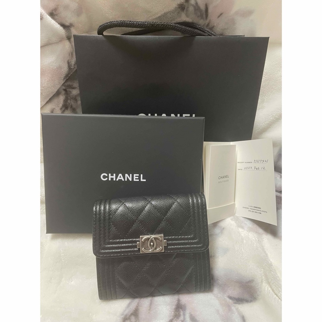 CHANEL(シャネル)の【新品未使用】 CHANEL/シャネル 2つ折り財布 レディースのファッション小物(財布)の商品写真