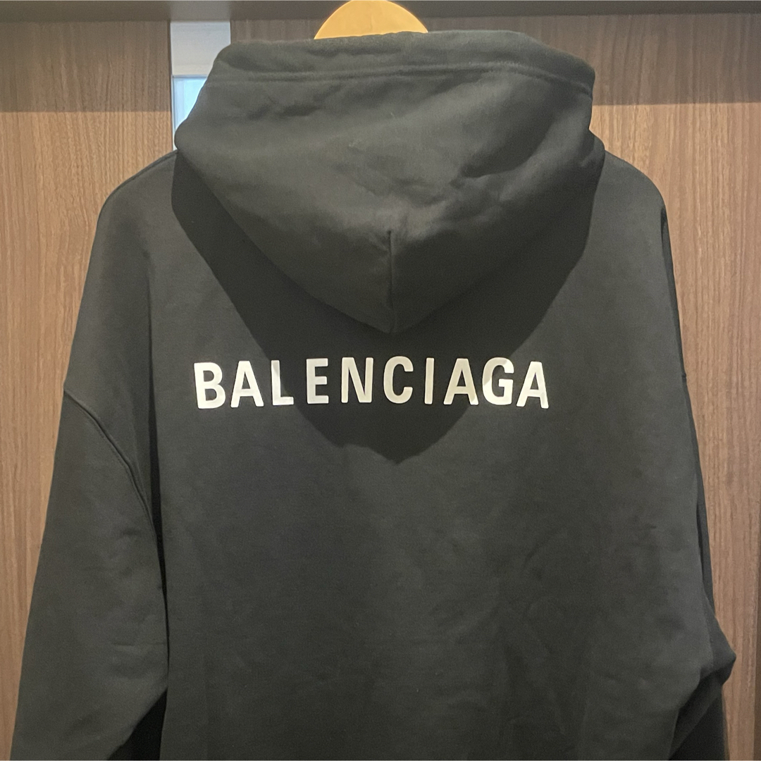 トップスBALENCIAGA バレンシアガ パーカー ブラック   Lサイズ