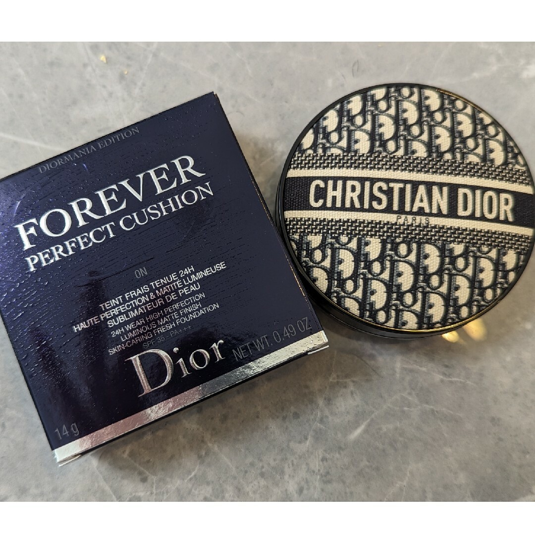 Christian Dior(クリスチャンディオール)のディオールスキン フォーエヴァー クッションファンデ コスメ/美容のベースメイク/化粧品(ファンデーション)の商品写真