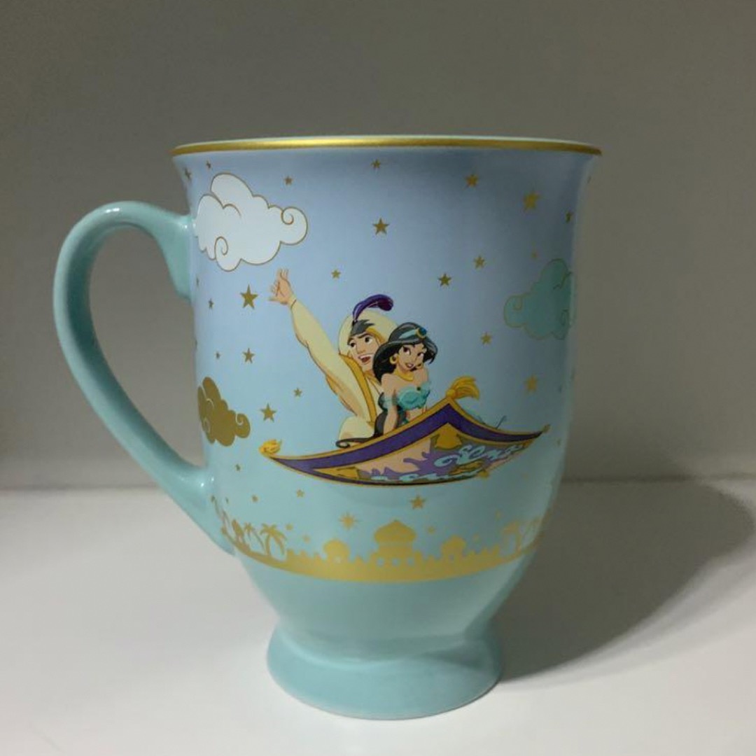 Disney(ディズニー)のコップ キッズ/ベビー/マタニティの授乳/お食事用品(マグカップ)の商品写真