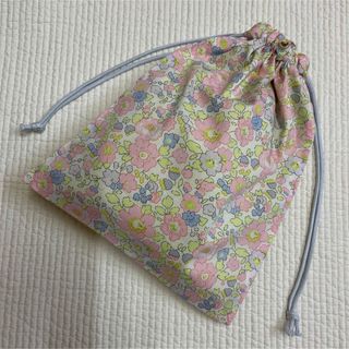 リバティ　ハンドメイド巾着　輸入ベッツィ  ネオンドラジェ(外出用品)