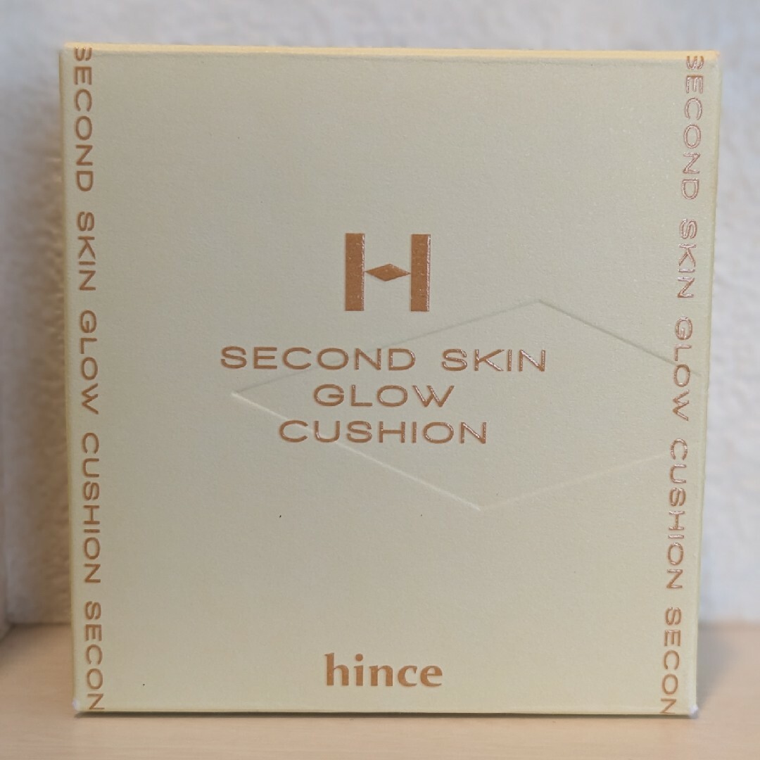 hince(ヒンス)の【hince】セカンドスキングロウクッション コスメ/美容のベースメイク/化粧品(ファンデーション)の商品写真