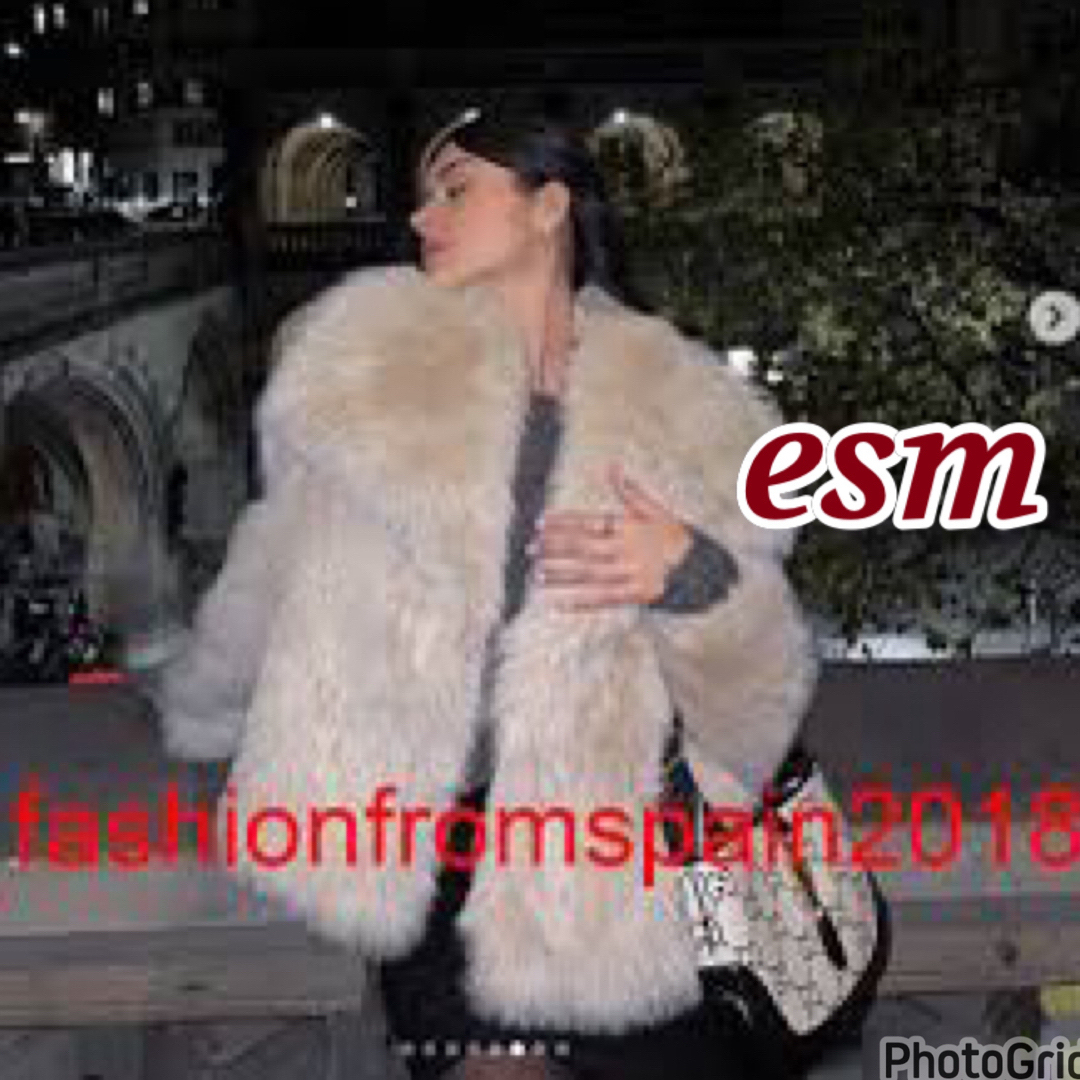 ZARA - ZARA ショート丈フェイクファーコートの通販 by esm☆'s ZARA - ZARA ショート丈フェイクファーコートの通販 by esm☆'s