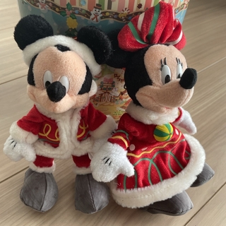ディズニー(Disney)のミッキー&ミニー　クリスマス限定マスコットブローチ(キャラクターグッズ)