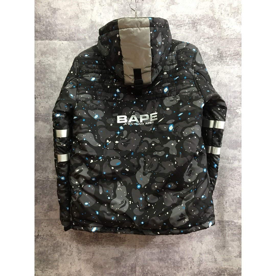 A BATHING APE(アベイシングエイプ)のA BATHING APE SPACE CAMO HOODIE JACKET アベイシングエイプ スペースカモ フーディ パフィ ジャケット【3300-004】 メンズのジャケット/アウター(その他)の商品写真