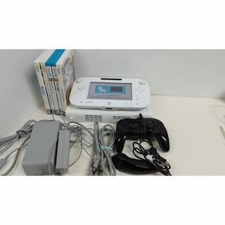 ウィーユー(Wii U)のWii U WUP-101(01)/32GB おまけソフト付き！(家庭用ゲーム機本体)