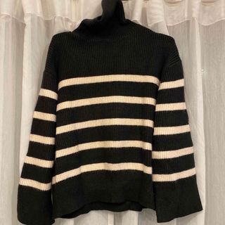 ザラ(ZARA)のZARA ボーダータートルニット　超美品(ニット/セーター)