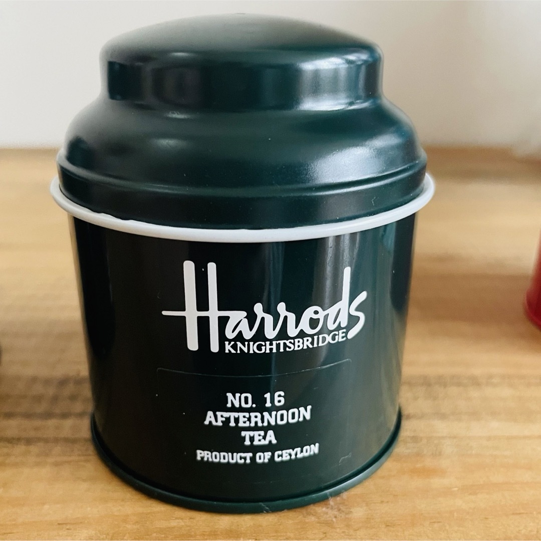 Harrods(ハロッズ)のハロッズ　紅茶缶(空き缶)  アンティーク インテリア/住まい/日用品のキッチン/食器(容器)の商品写真