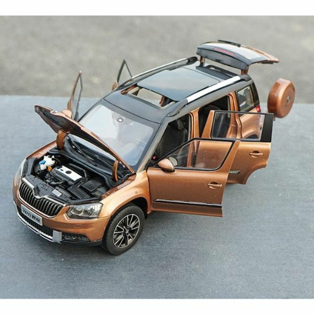 ミニカー 1/18 VW シュコダ YETI オフロード SUV ゴビブラウン エンタメ/ホビーのおもちゃ/ぬいぐるみ(ミニカー)の商品写真