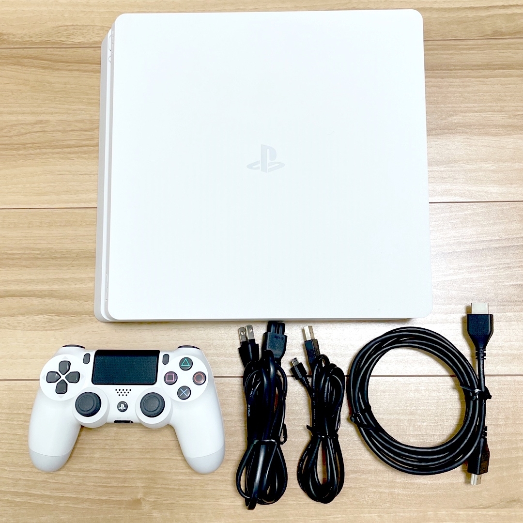 PlayStation4(プレイステーション4)のPS4 ホワイト 500GB CUH-2000AB02 プレイステーション4 エンタメ/ホビーのゲームソフト/ゲーム機本体(家庭用ゲーム機本体)の商品写真