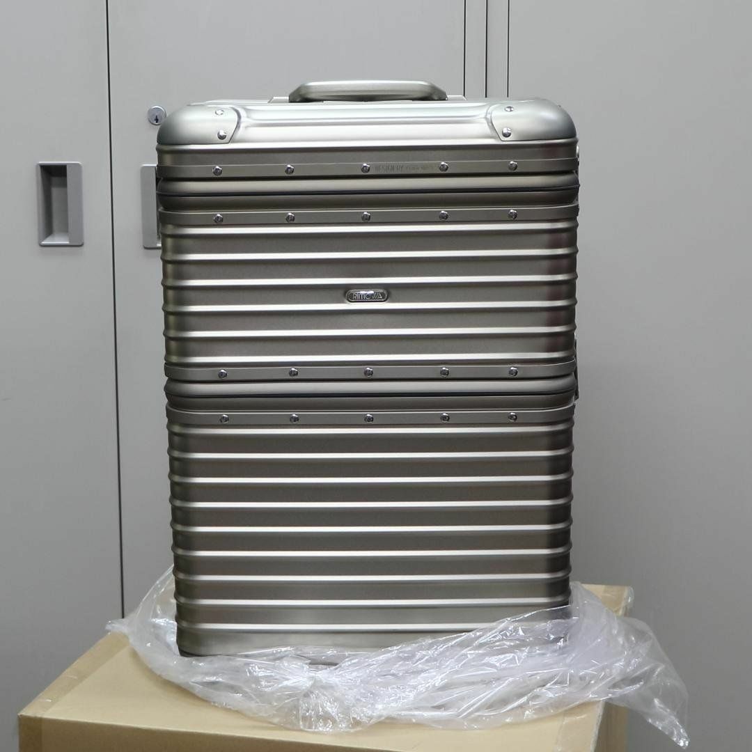 RIMOWA ワインケース TOPAS TITANIUM 未使用 RIMOWA ワインケース TOPAS TITANIUM 未使用