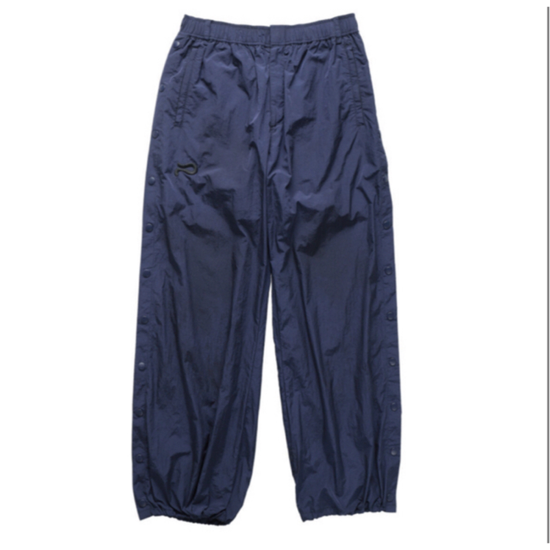 値下げ⭐︎完売品　Peate Symbol nylon pants レディースのパンツ(ワークパンツ/カーゴパンツ)の商品写真
