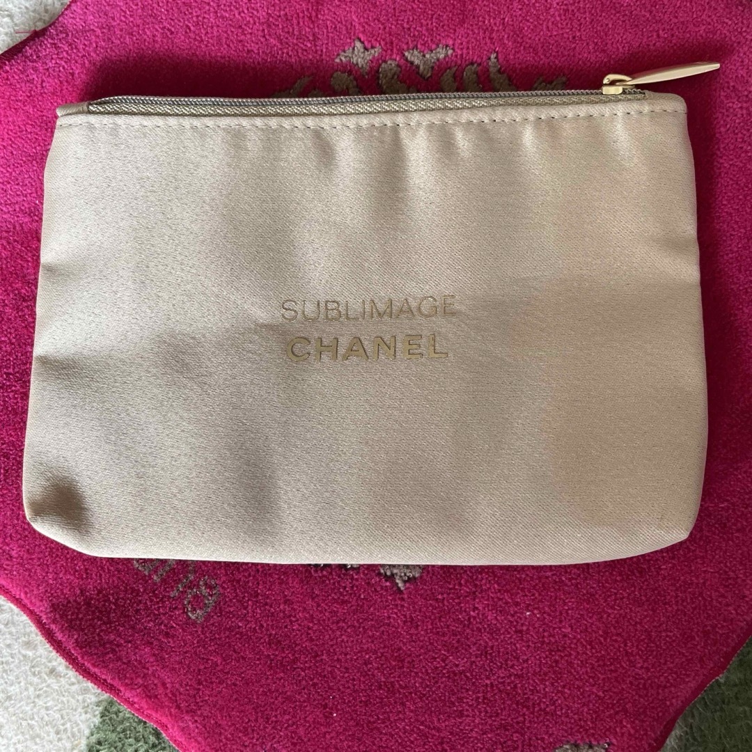 CHANEL(シャネル)のCHANELポーチ レディースのファッション小物(ポーチ)の商品写真