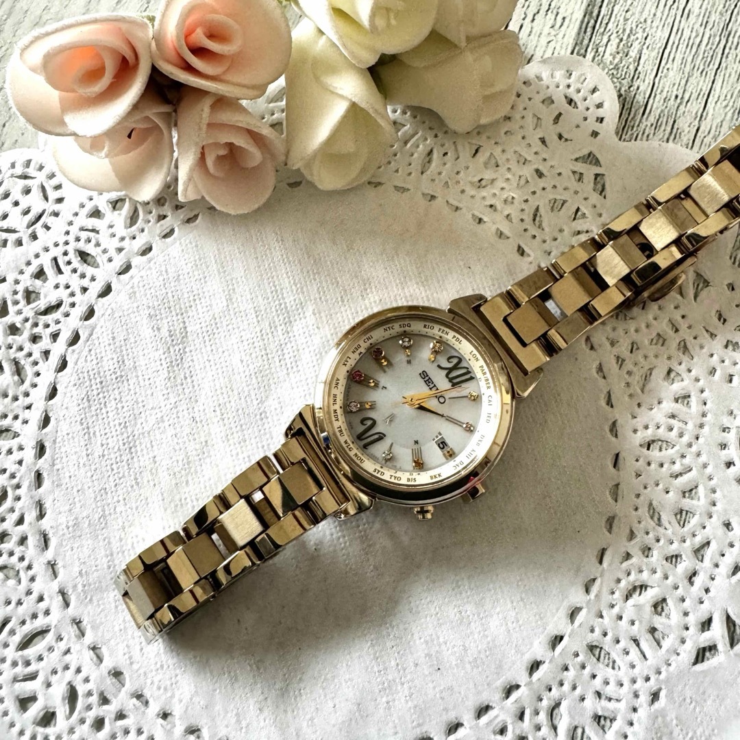 希少】SEIKO ルキア 腕時計 1B25-0AN0 電波ソーラー ゴールド 腕時計 希少】SEIKO ルキア 腕時計 1B25-0AN0 電波ソーラー ゴールド 腕時計