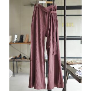 ジャーナルスタンダード(JOURNAL STANDARD)のBaserange ベースレンジ　LHASA PANTS CUKA BROWN(カジュアルパンツ)