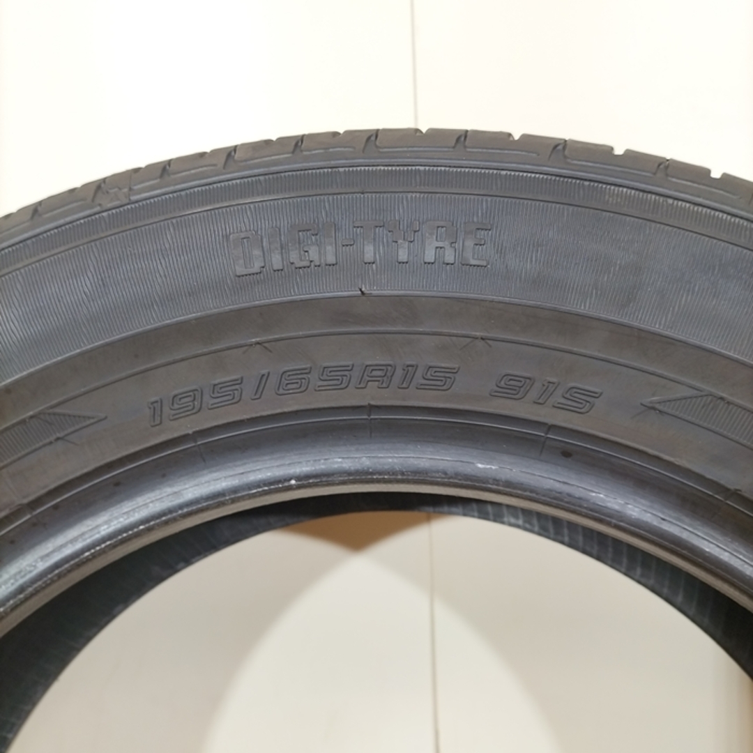 送料無料 DUNLOP ダンロップ 195/65R15 91S EC202 夏タイヤ サマータイヤ 4本セット [ A3499P ] 【中古タイヤ】 自動車/バイクの自動車(タイヤ・ホイールセット)の商品写真